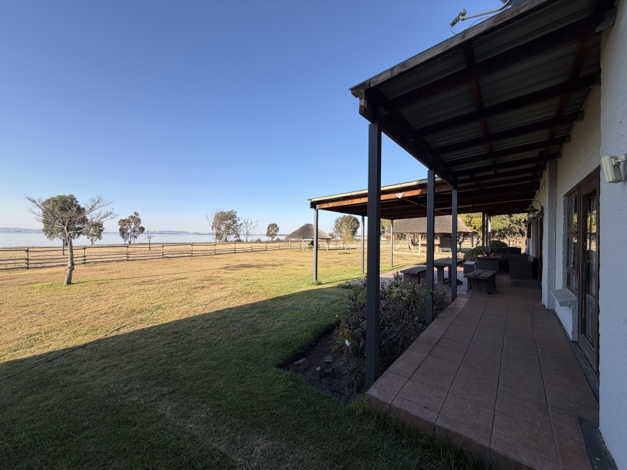4 Bedroom Property for Sale in Vaaldam SH Free State